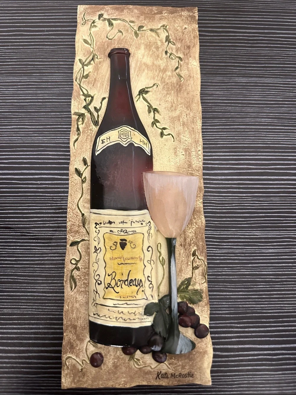 Wine Bottle/Grapes Wall Plaques